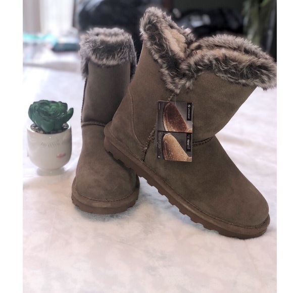 bearpaw boots payless
